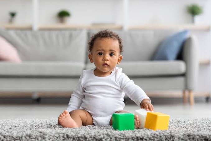 JUGUETES Y LINEA DE BEBE